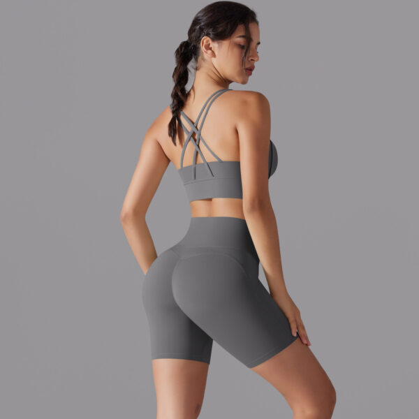 New free panties three-quarter shorts yoga clothing set beauty back cross sports underwear fitness yoga clothing set - Image 3
